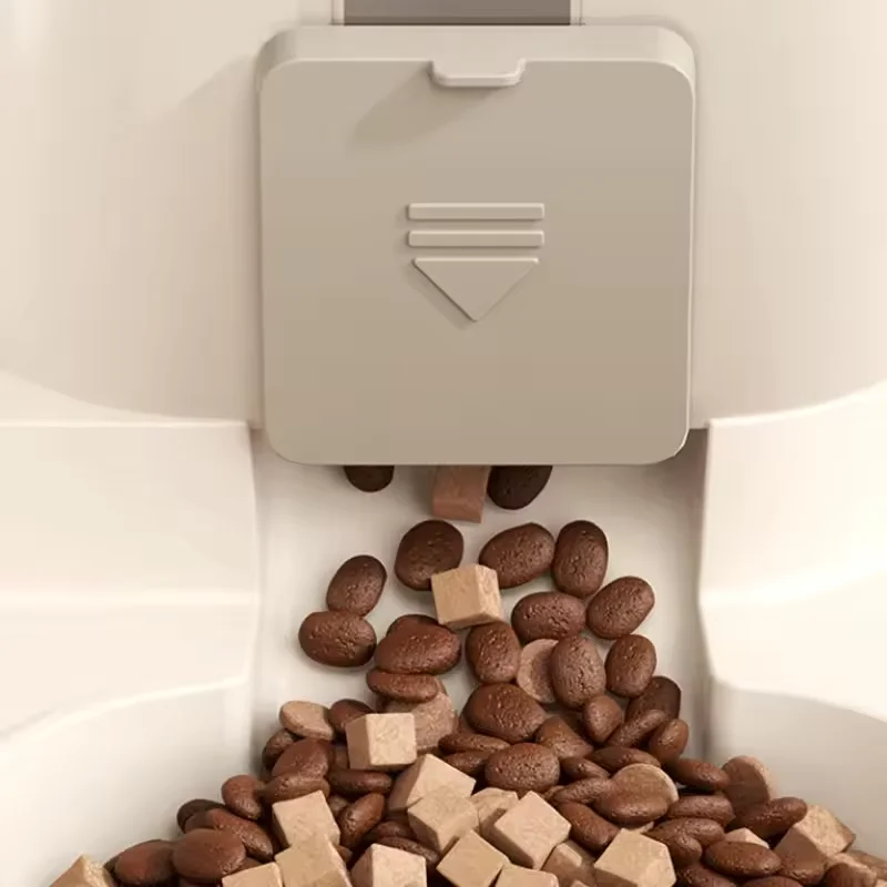 Comedouro e Bebedouro para Cães e Gatos 2 em 1 com Dispensador Automático - Imagem 4