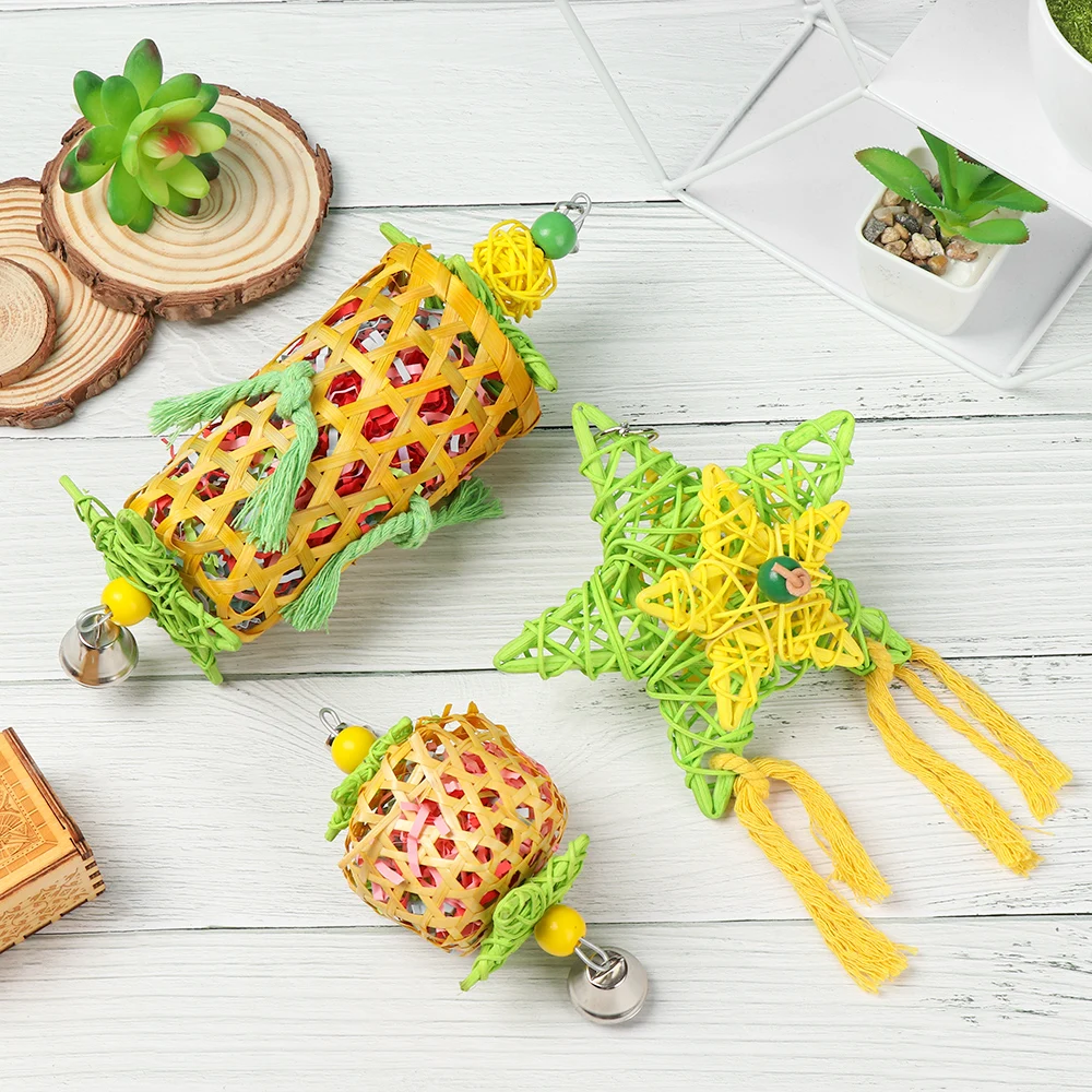 Brinquedo para Pássaros de Bambu e Rattan com Papel para Bicar - Imagem 3