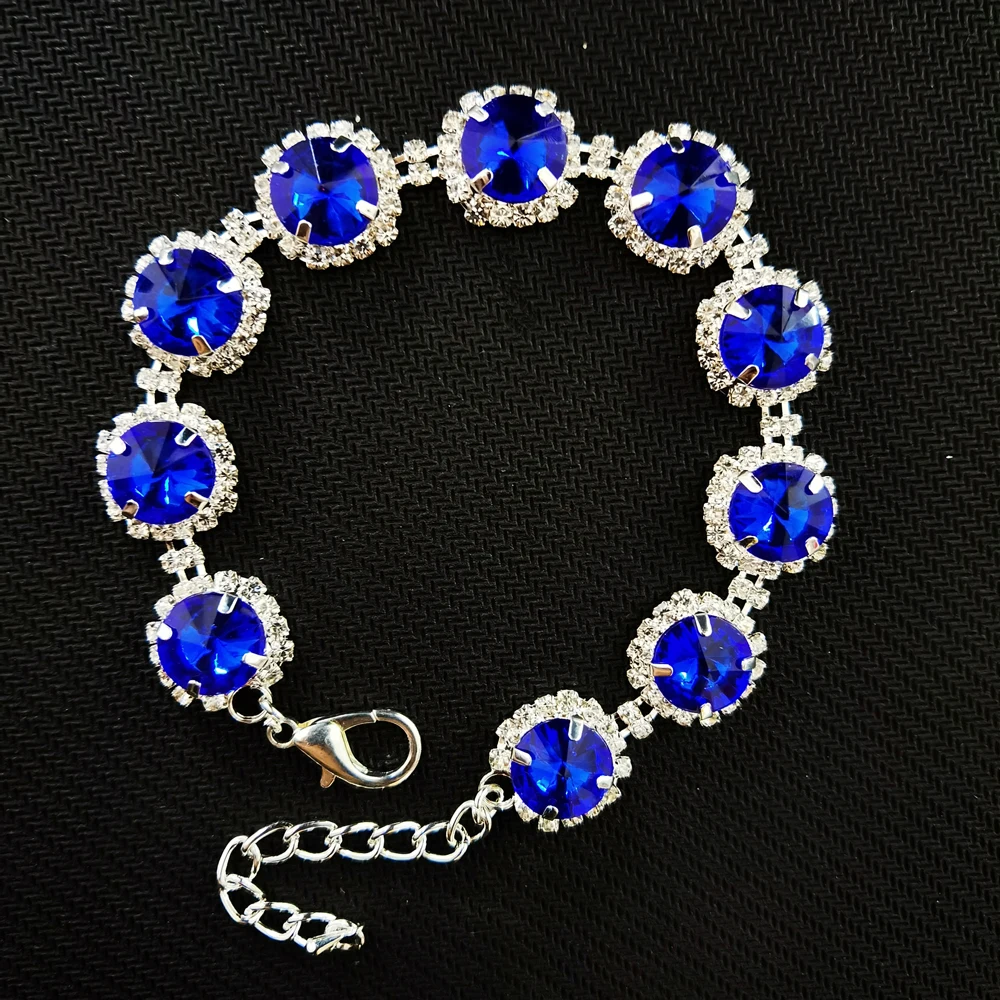 Coleira Ajustável para Cães e Gatos de Strass com 3 Tamanhos - Imagem 3