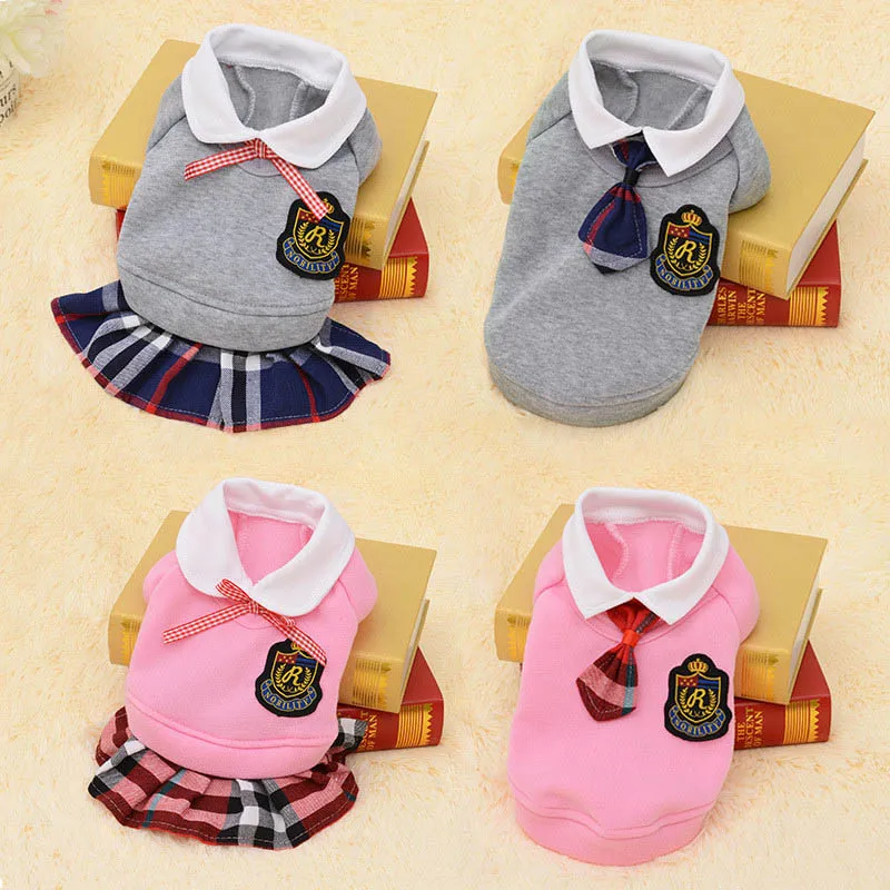 roupa uniforme para cães
