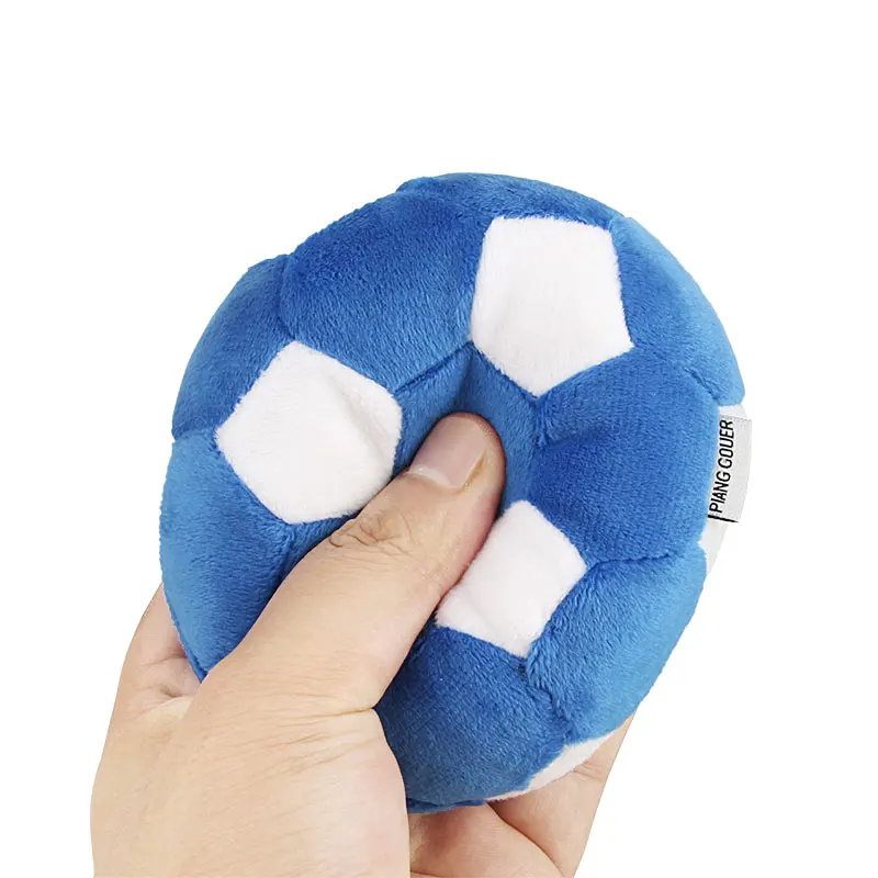 Brinquedo de Futebol para Cães e Gatos de Pano 11 cm Macio - Imagem 3