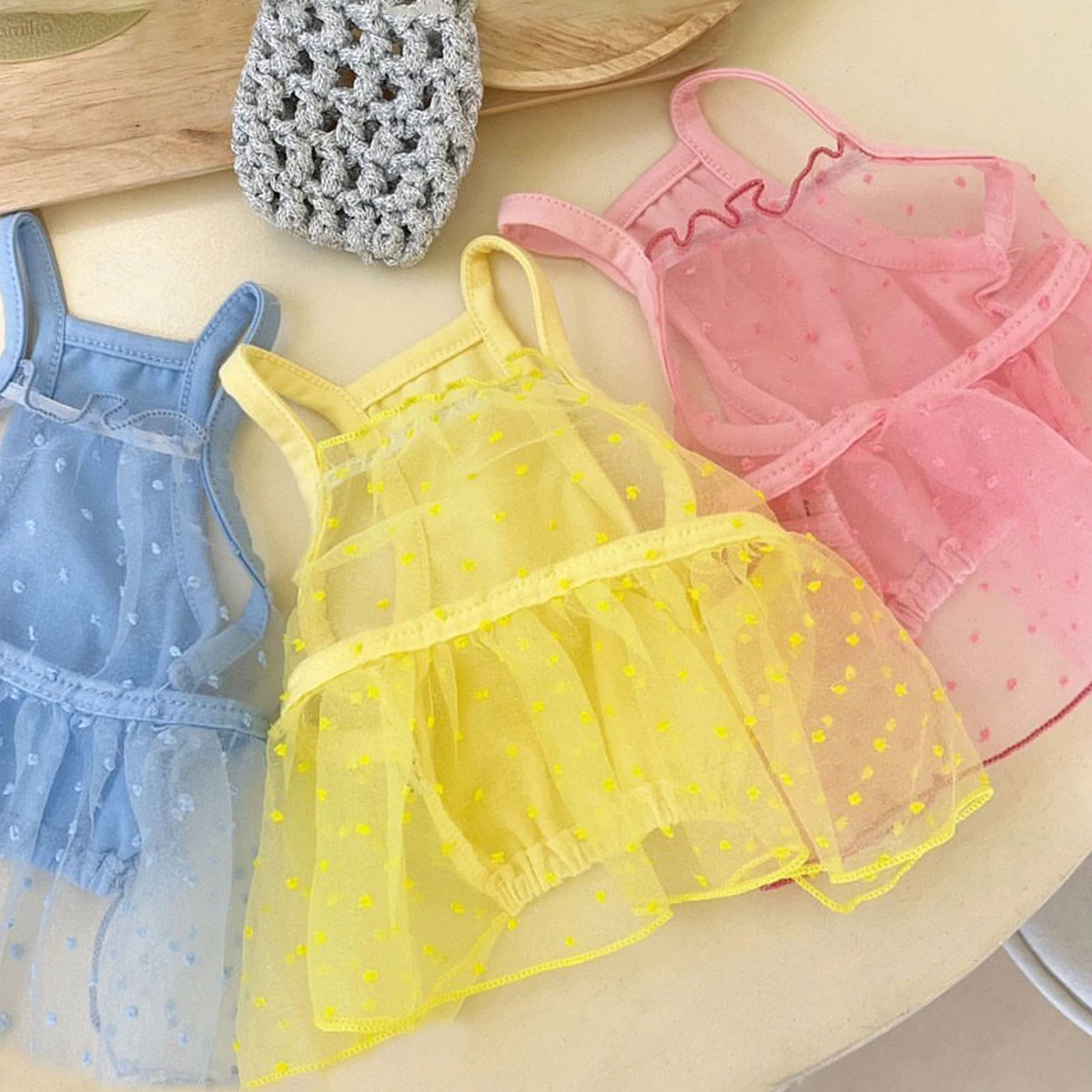 Vestido para Cães Pequenos e Gatos de Algodão Leve e Respirável - Imagem 5