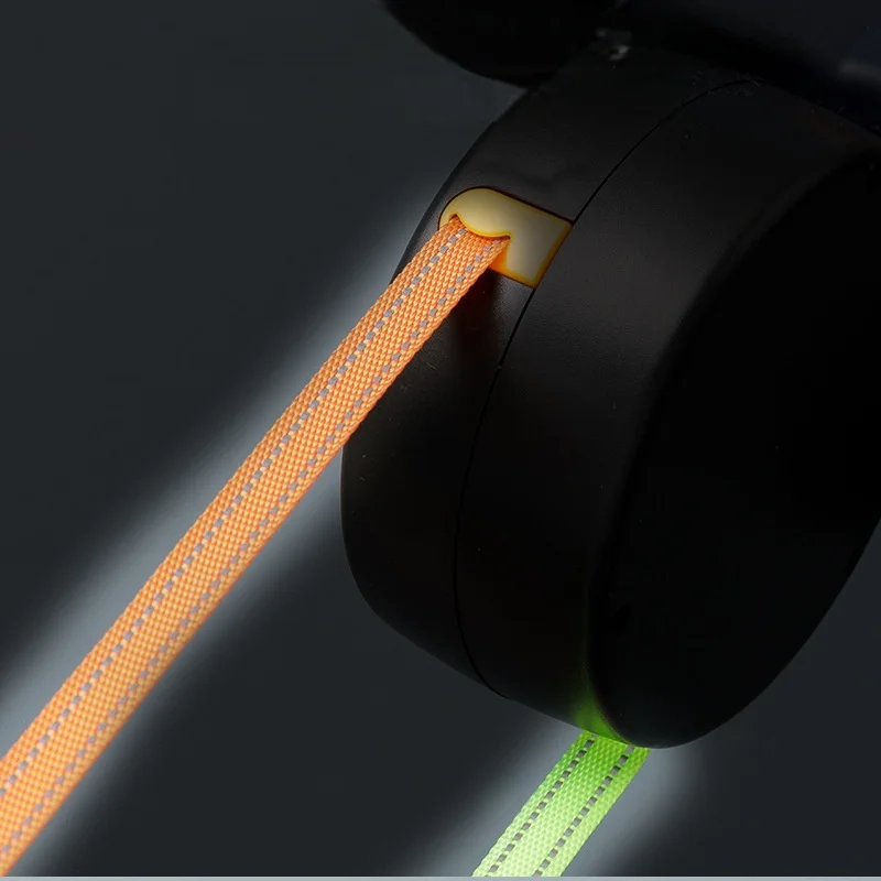 Trela Retrátil Dupla para Cães com LED e Cabos Refletivos 3M - Imagem 5