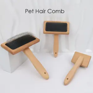 escova removedora de pelos para cães e gatos