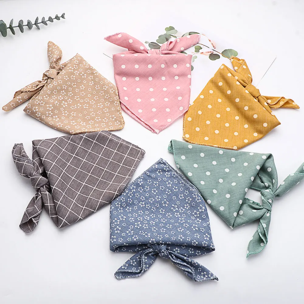 Bandana de Algodão para Cães e Gatos Estilo Lenço 42x42 cm - Imagem 2