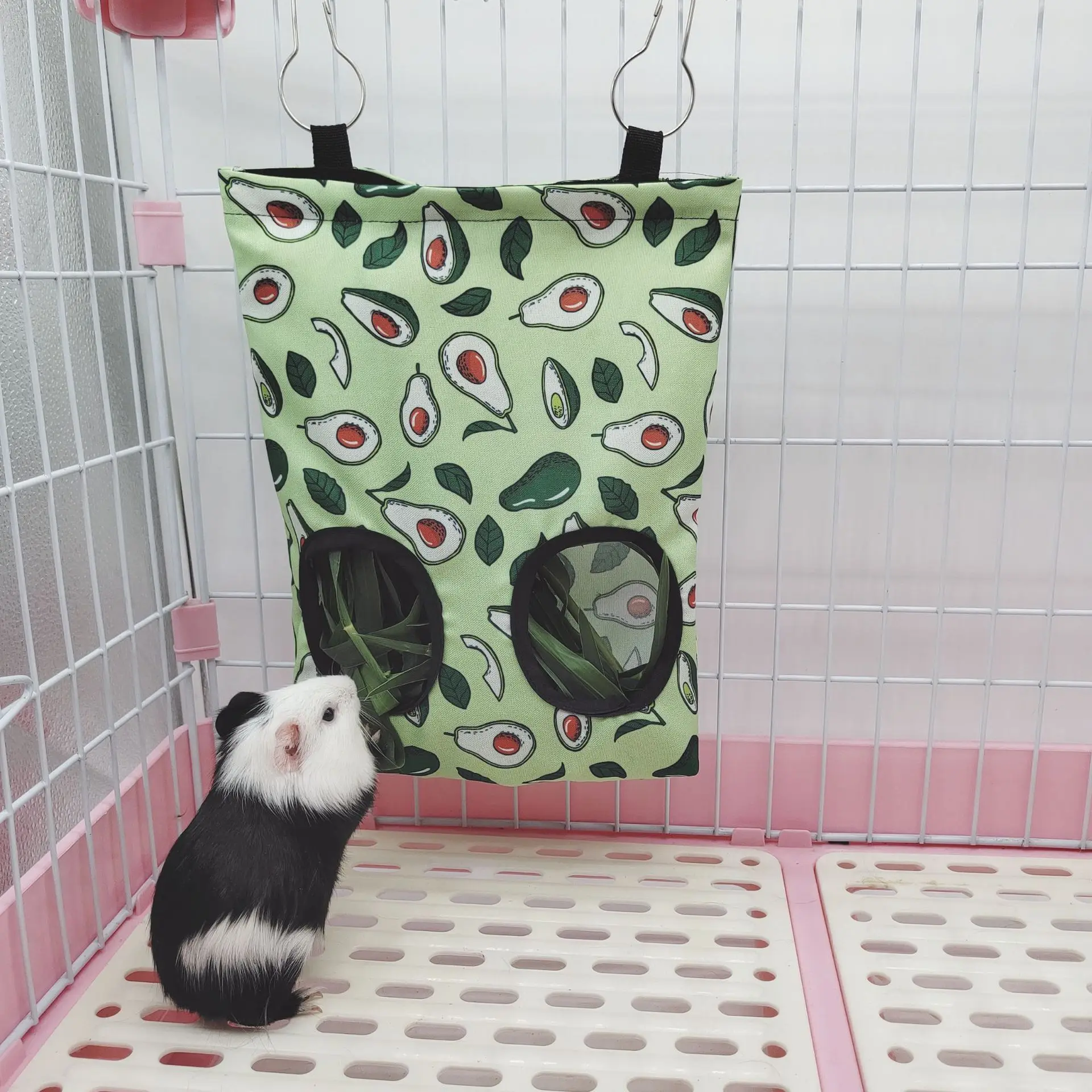 Saco de Feno para Coelhos e Roedores com Ganchos para Gaiola - Imagem 2