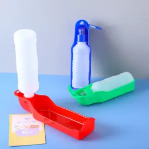 garrafa de água portátil para cães e gatos