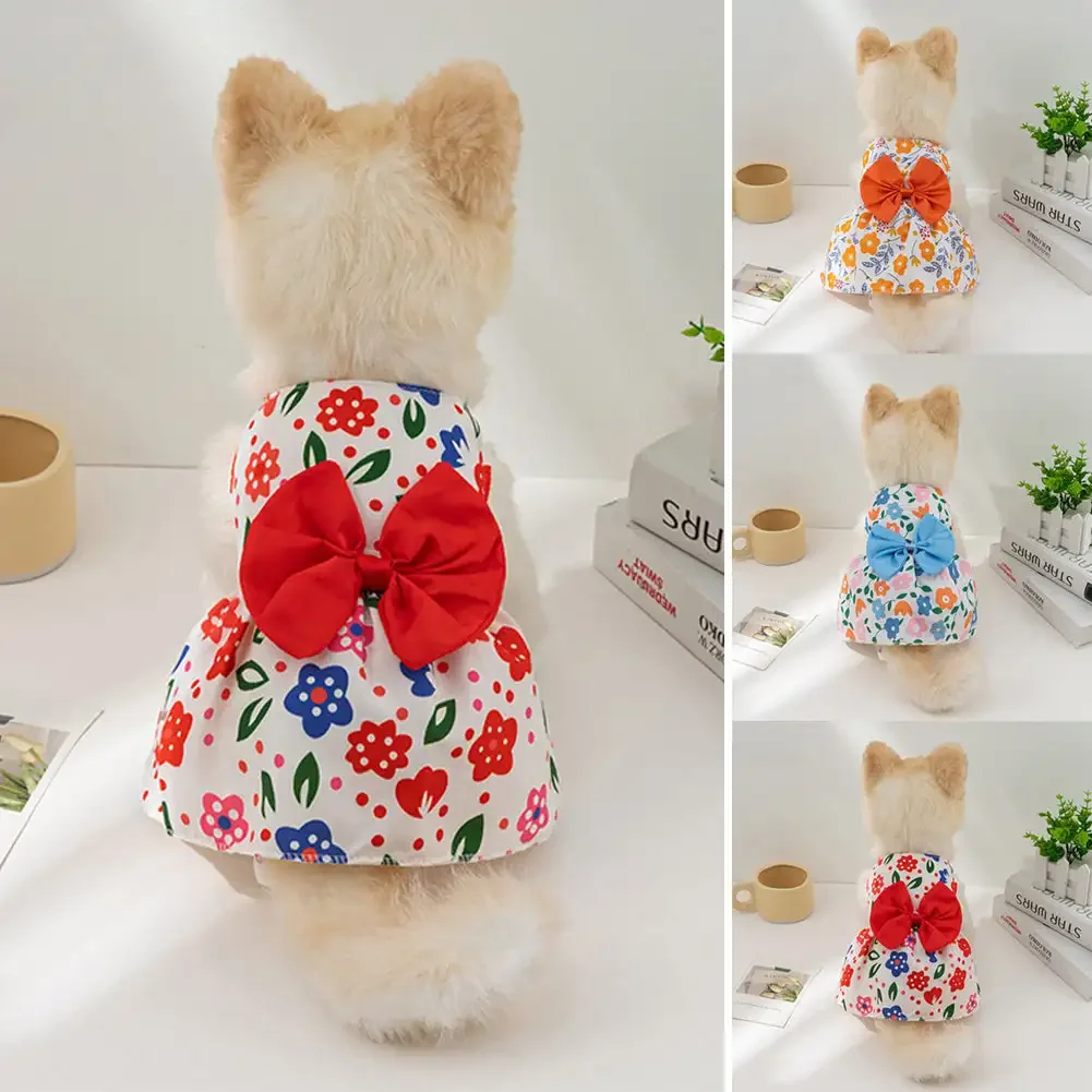 Vestido para Cães Estampa de Morango com Botão e Laço - Imagem 3
