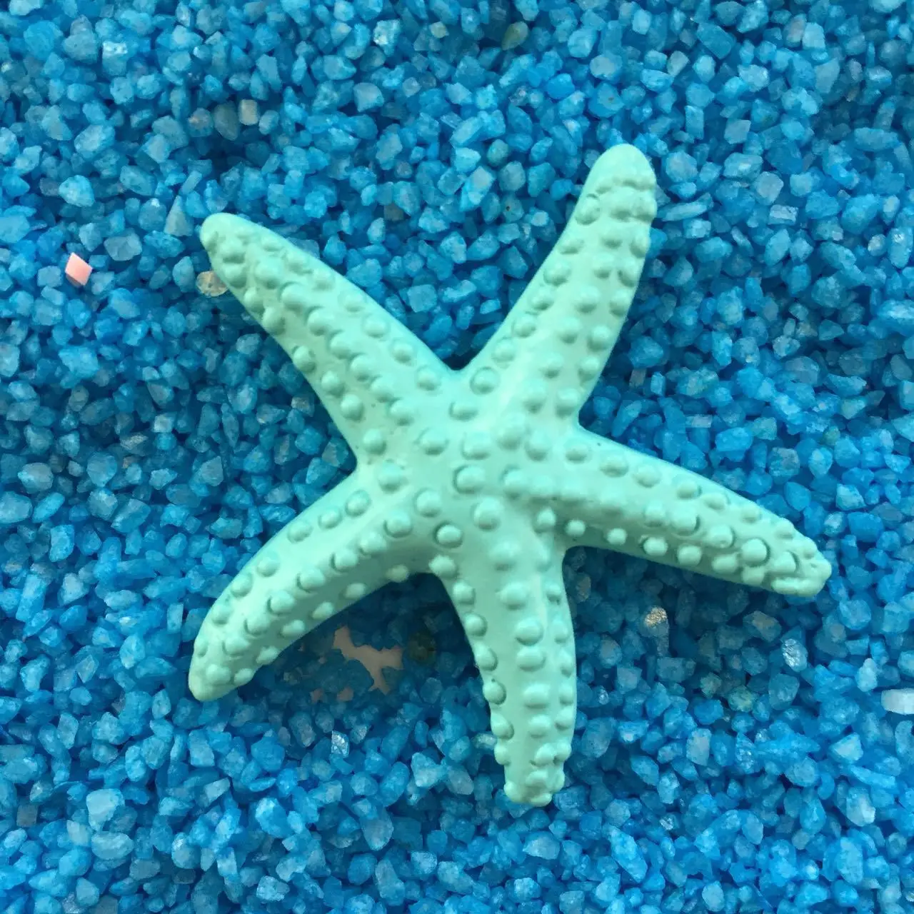 9 Seixos para Aquário Coloridos Fluorescentes em Forma de Concha e Estrela - Imagem 3