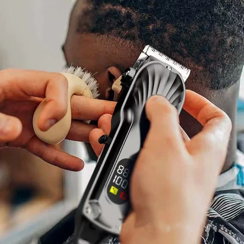 Máquina de Cortar Pelo para Pet Sem Fio Ajustável Zero Gap - Imagem 4
