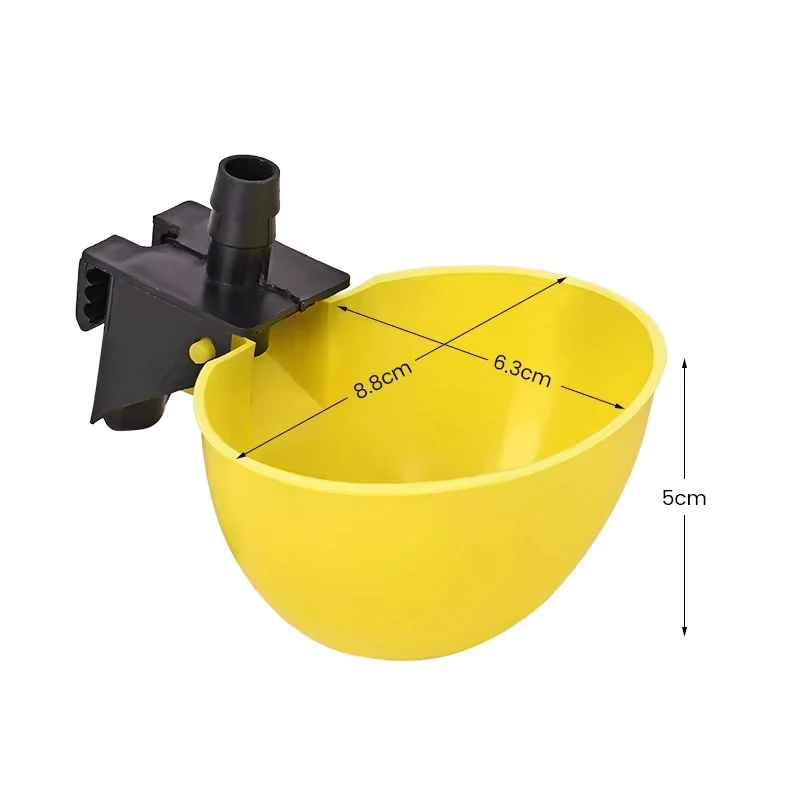 Bebedouro Automático para Aves e Pássaros de Plástico Verde - Imagem 3
