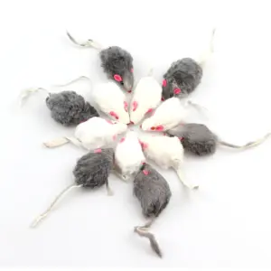 brinquedo rato de pelúcia para gatos