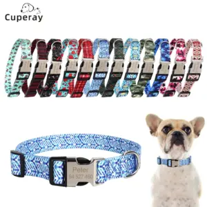 coleira personalizada para cães com fivela de metal