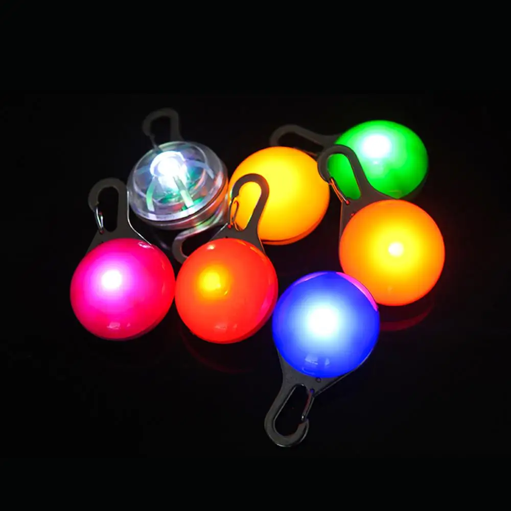Pingente LED para Coleira de Cães e Gatos 5,5 cm com Luz Noturna - Image 5
