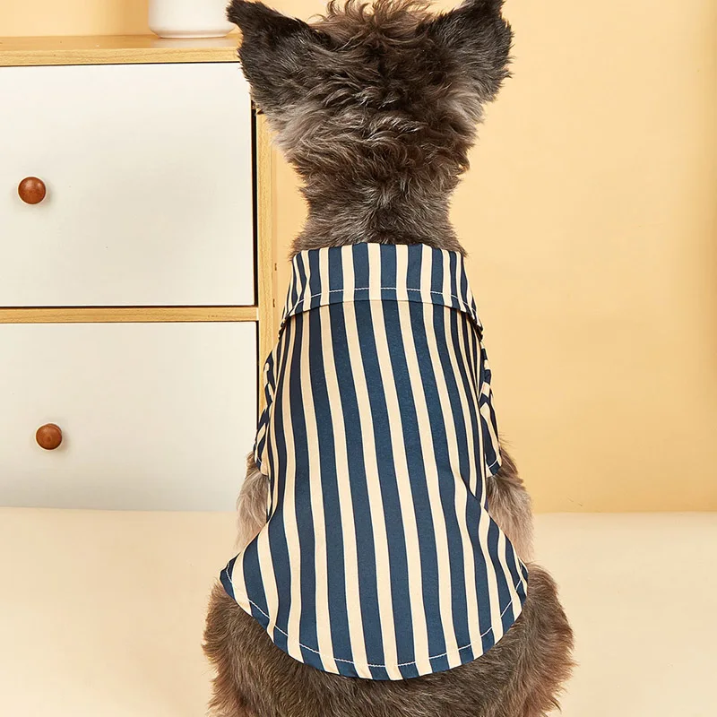 Roupa de Verão para Cães Pequenos e Gatos de Algodão Listrada - Image 3