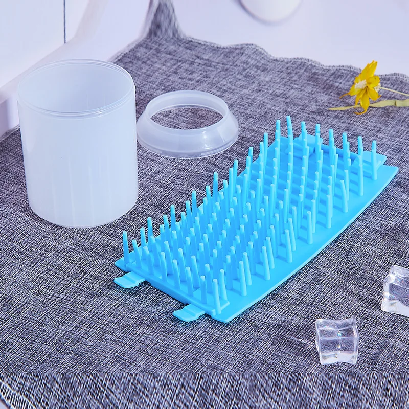 Copo Limpador de Patas para Cães com Silicone Macio e Removível - Imagem 3