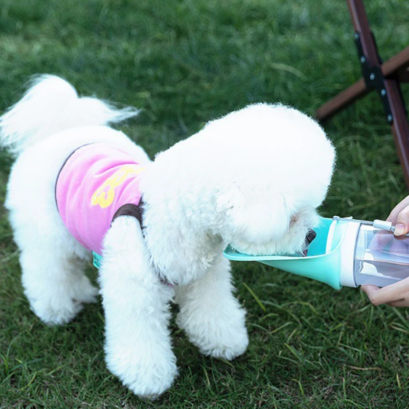 Garrafa Portátil 2 em 1 para Cães com Recipiente para Água e Comida - Imagem 3