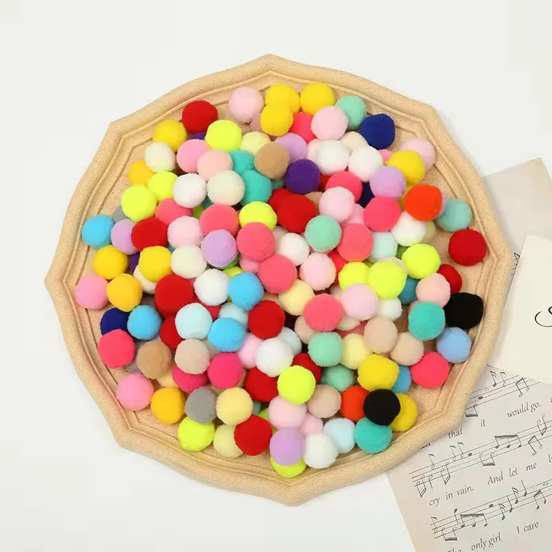 Bolas de Pelúcia para Gatos Coloridas 50 Peças para Brincadeiras Interativas - Imagem 6