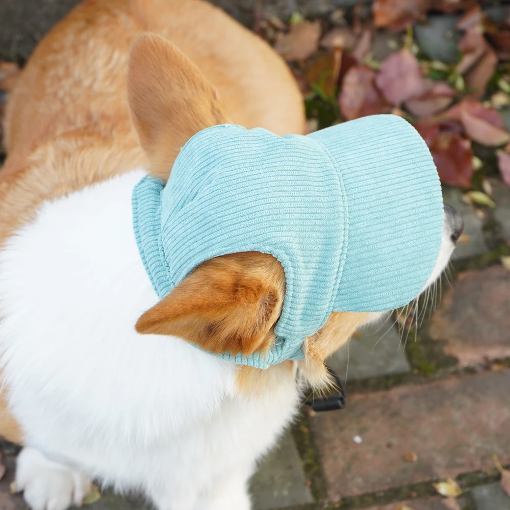 Boné para Cães de Veludo Cotelê com Furos para Orelhas Ajustável - Imagem 5