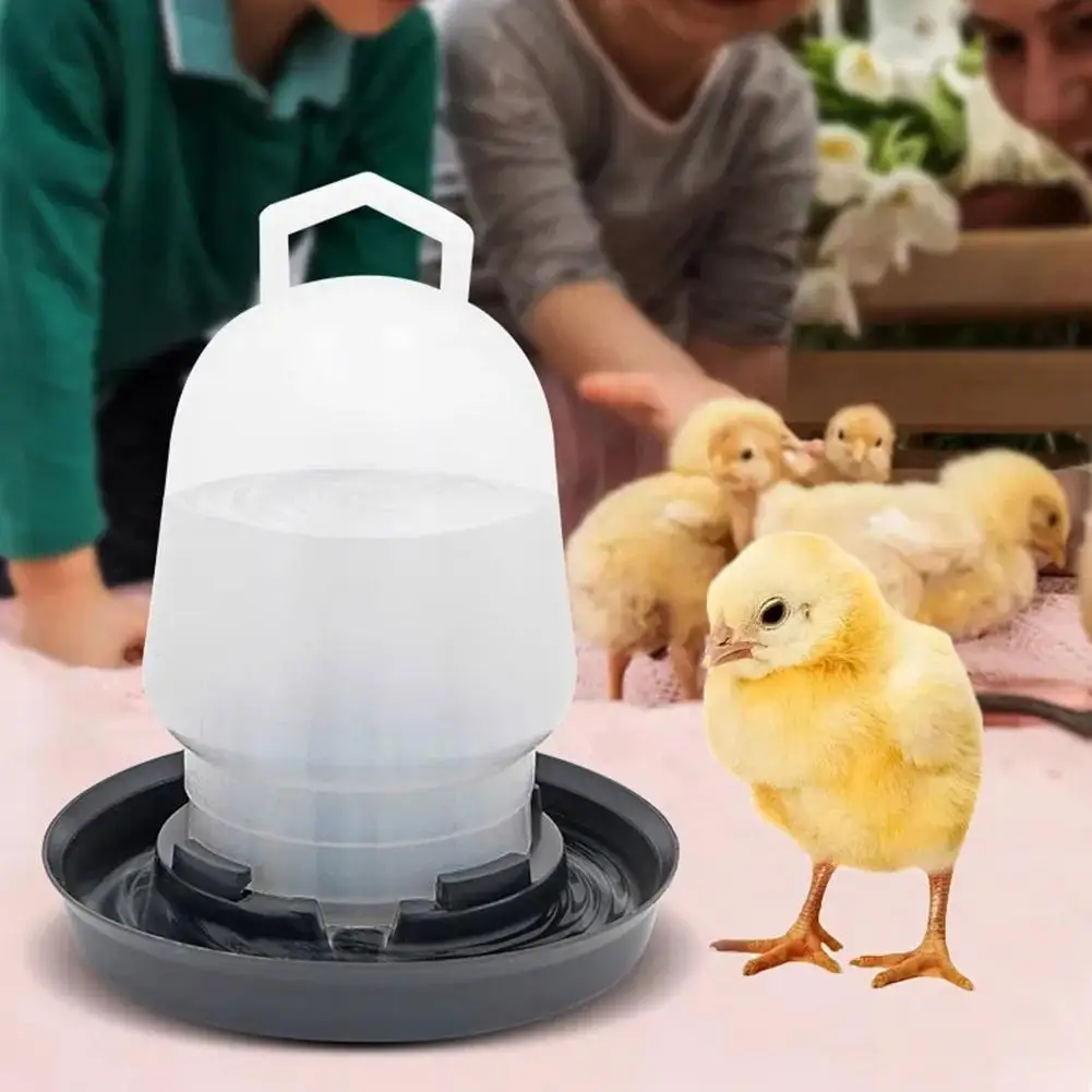 Bebedouro Automático para Aves de Plástico Branco 11,5x14,5 cm - Imagem 4