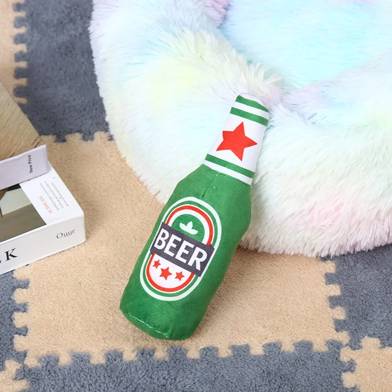 Brinquedo de Pelúcia para Cães em Forma de Garrafa de Cerveja com Som - Imagem 4
