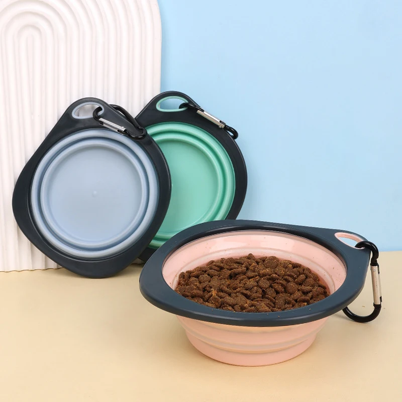 Tigela Dobrável para Cães e Gatos de Silicone com Mosquetão - Image 2