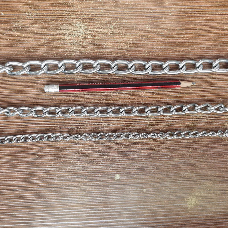 Trela de Corrente para Cães Resistente 120cm com Alça de Couro - Image 6