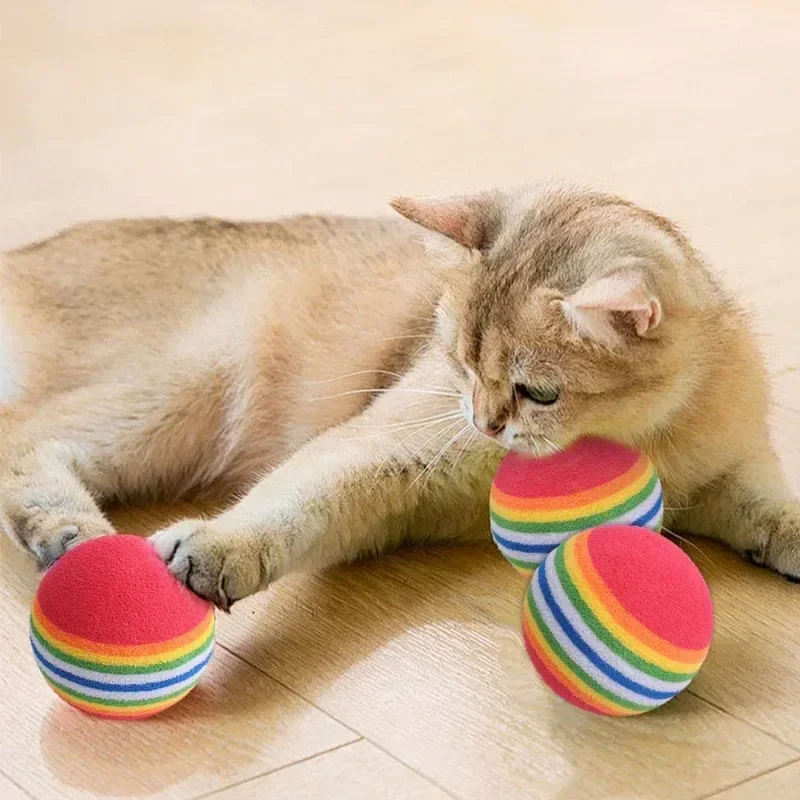 Bolas de Brinquedo EVA para Pets Coloridas 3,5 cm Kit 10 Unidades - Image 4