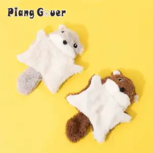brinquedo para gatos esquilo voador
