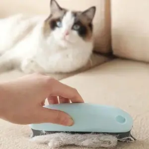 escova removedora de pelos para cães e gatos
