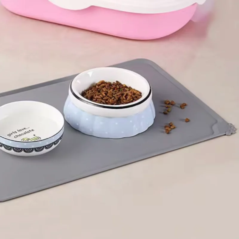 Tapete de Silicone para Refeição de Pets Antiderrapante e Impermeável - Imagem 6