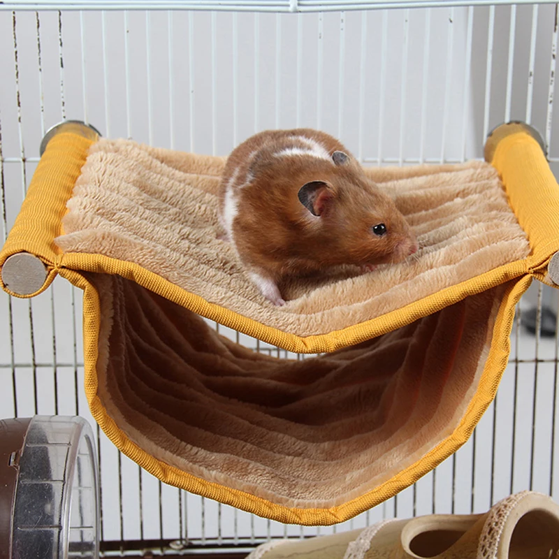 casa suspensa para hamster de lã