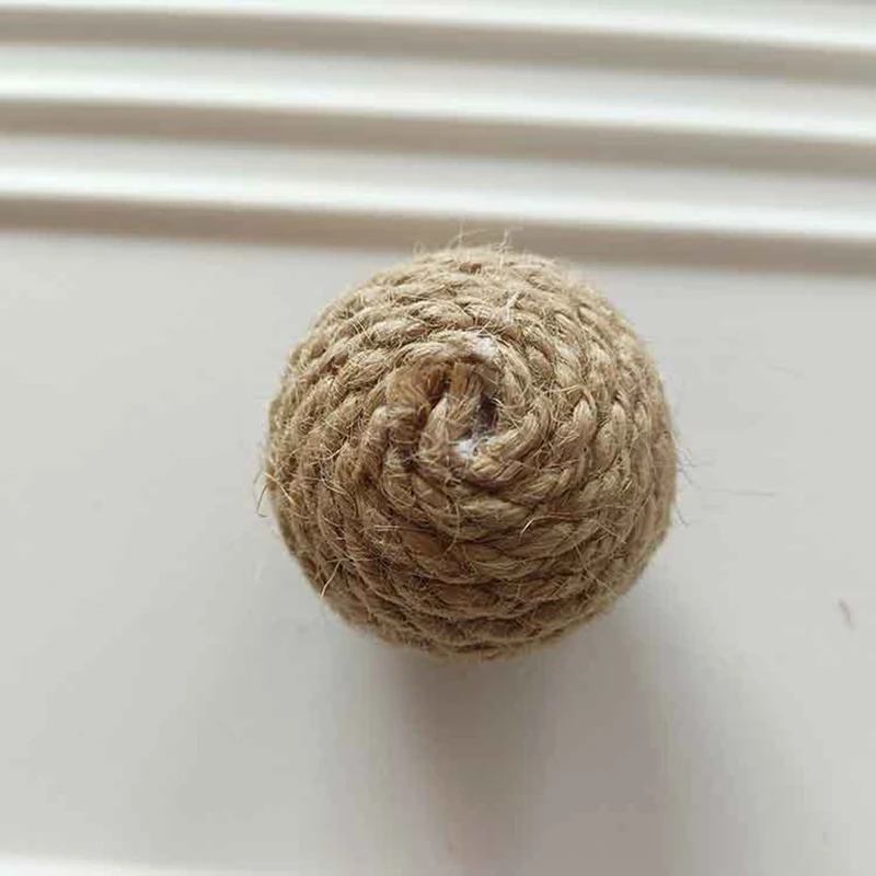 Bola de Sisal para Gatos com Som 4,5 cm 5 unidades - Imagem 4