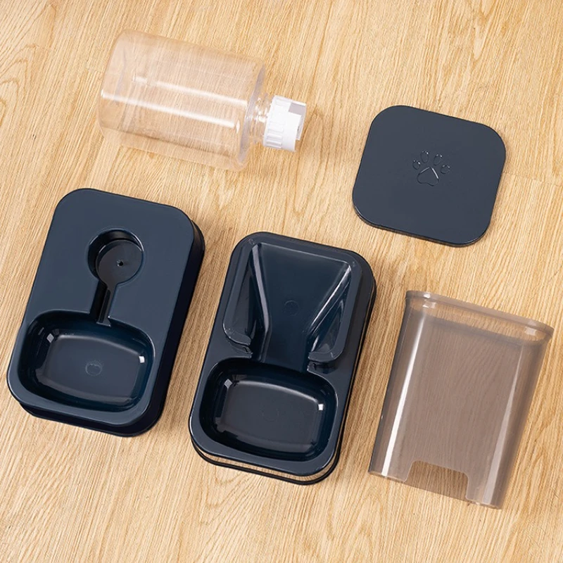 Alimentador Automático para Cães e Gatos com Bebedouro - Imagem 3