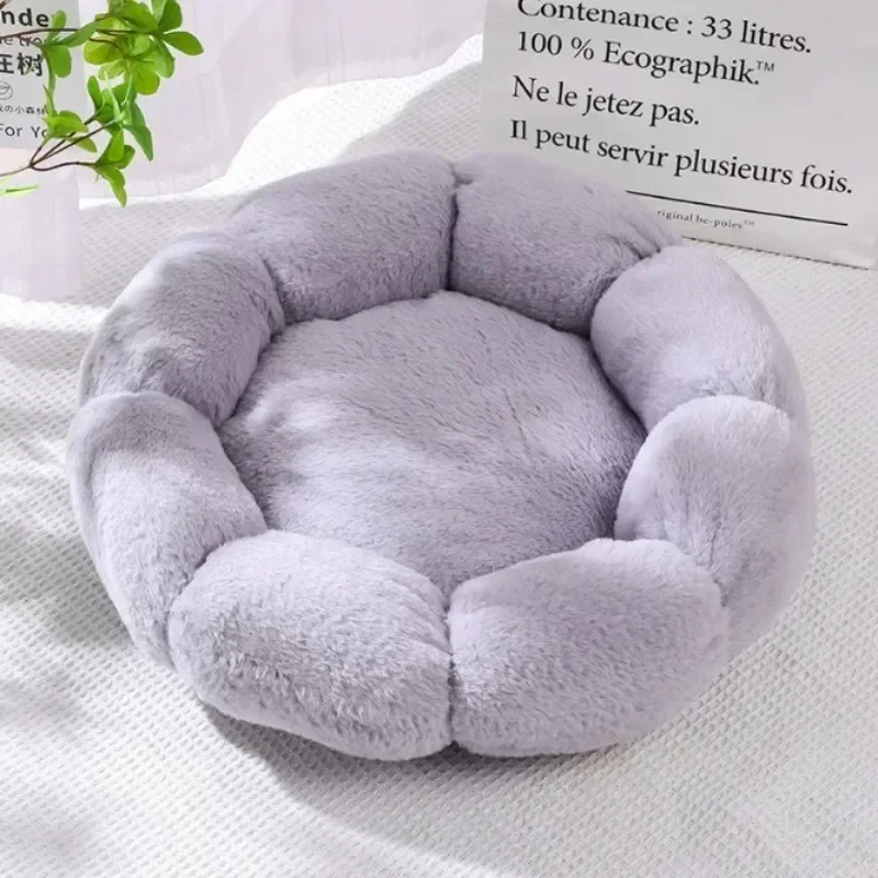 Cama para Gatos e Cães Pequenos Formato de Flor Macia 40 cm - Image 2
