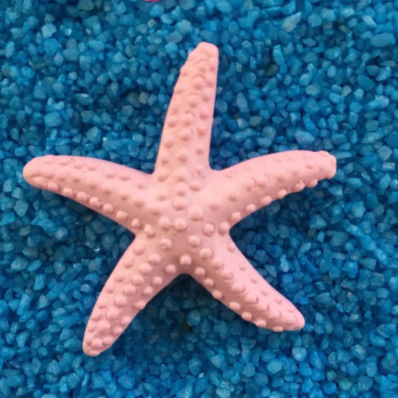 9 Seixos para Aquário Coloridos Fluorescentes em Forma de Concha e Estrela - Imagem 4