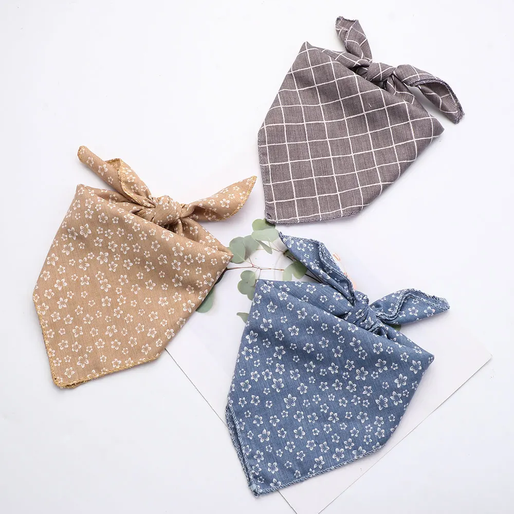 Bandana de Algodão para Cães e Gatos Estilo Lenço 42x42 cm - Imagem 3