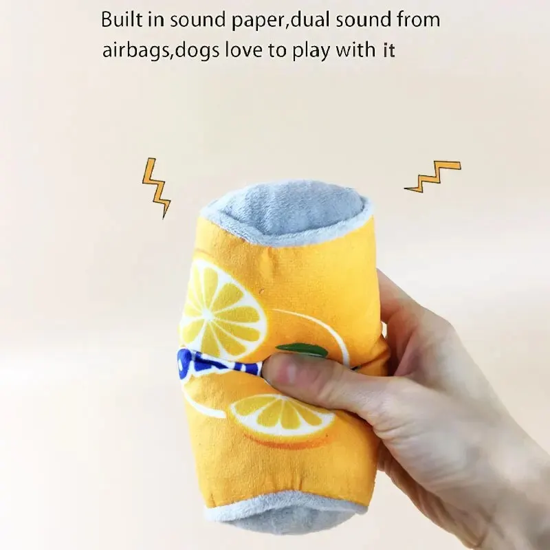 Brinquedo para Cães de Pelúcia Formato Garrafa com Apito - Imagem 4