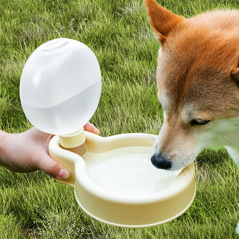 Garrafa de Água para Cães e Gatos Portátil com Tigela Dobrável - Imagem 2