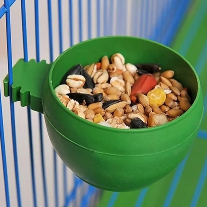 Comedouro Plástico para Pássaros e Papagaios Verde com Alça, Kit 3 Peças - Imagem 2