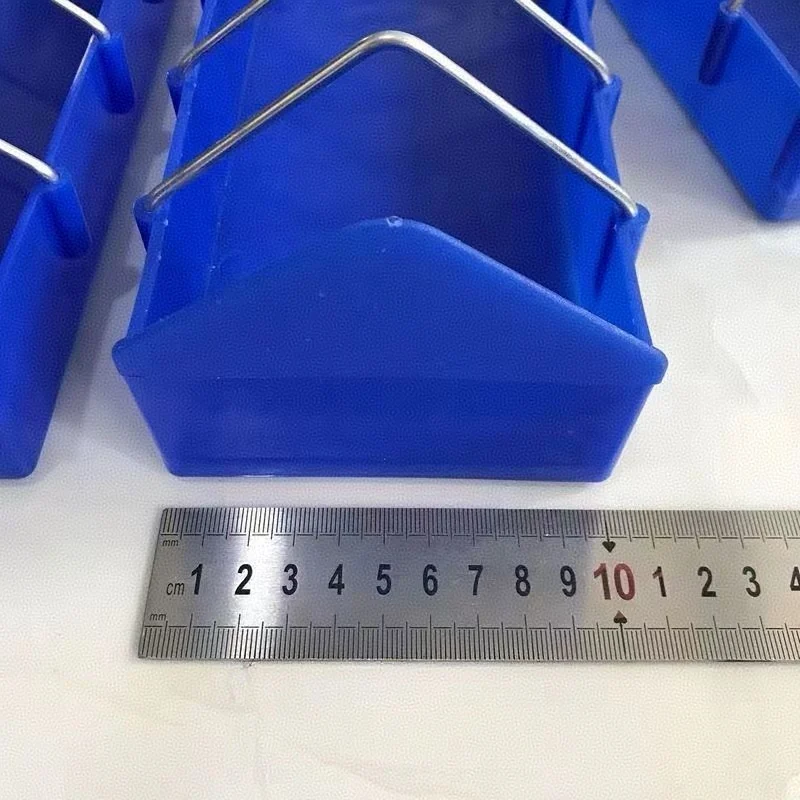 Comedouro Calha para Pássaros e Pintinhos 20 cm Azul - Imagem 2