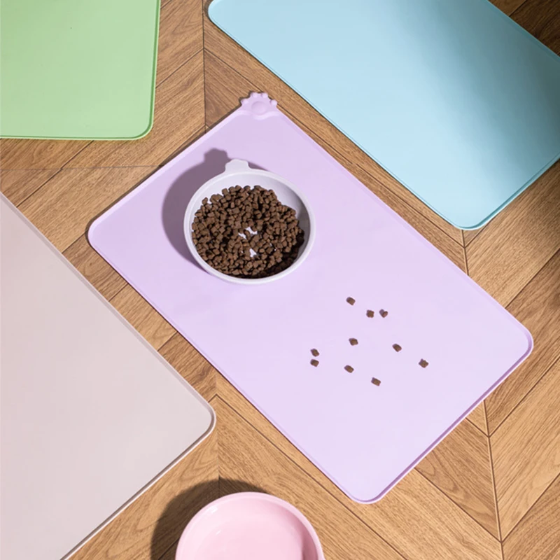 Tapete de Alimentação para Cães e Gatos de Silicone 48x30 cm Antiderrapante - Image 4