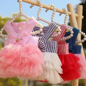 vestido para cães e gatos