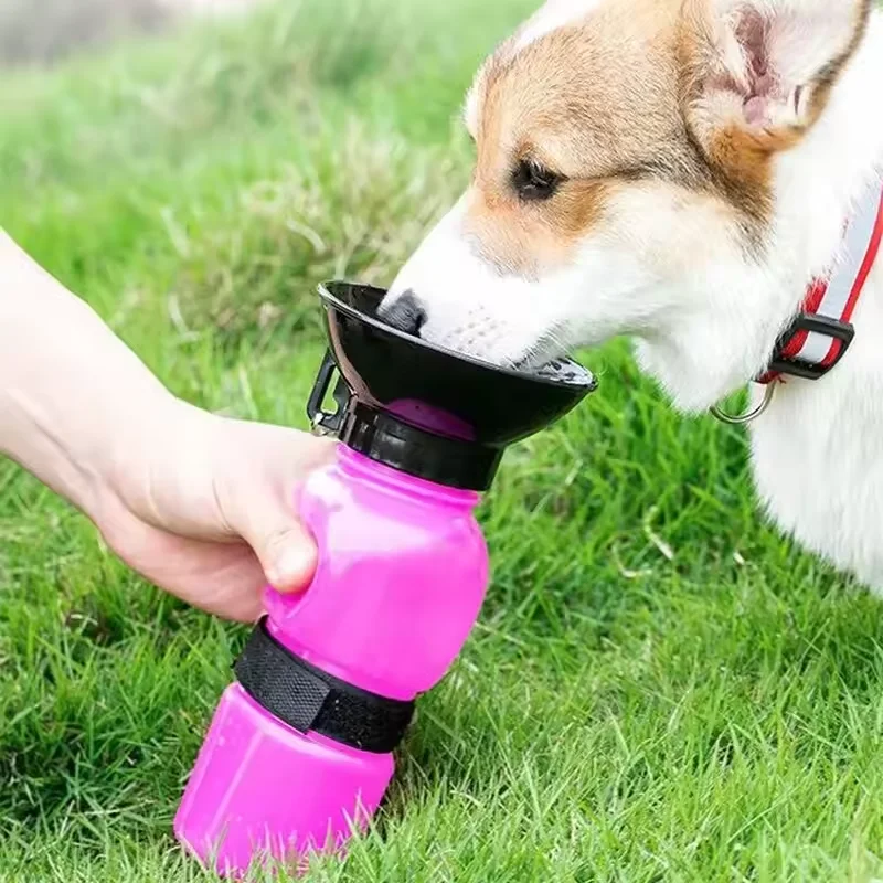 Garrafa de Água Portátil para Cães e Gatos 500ml com Botão Antivazamento - Imagem 2