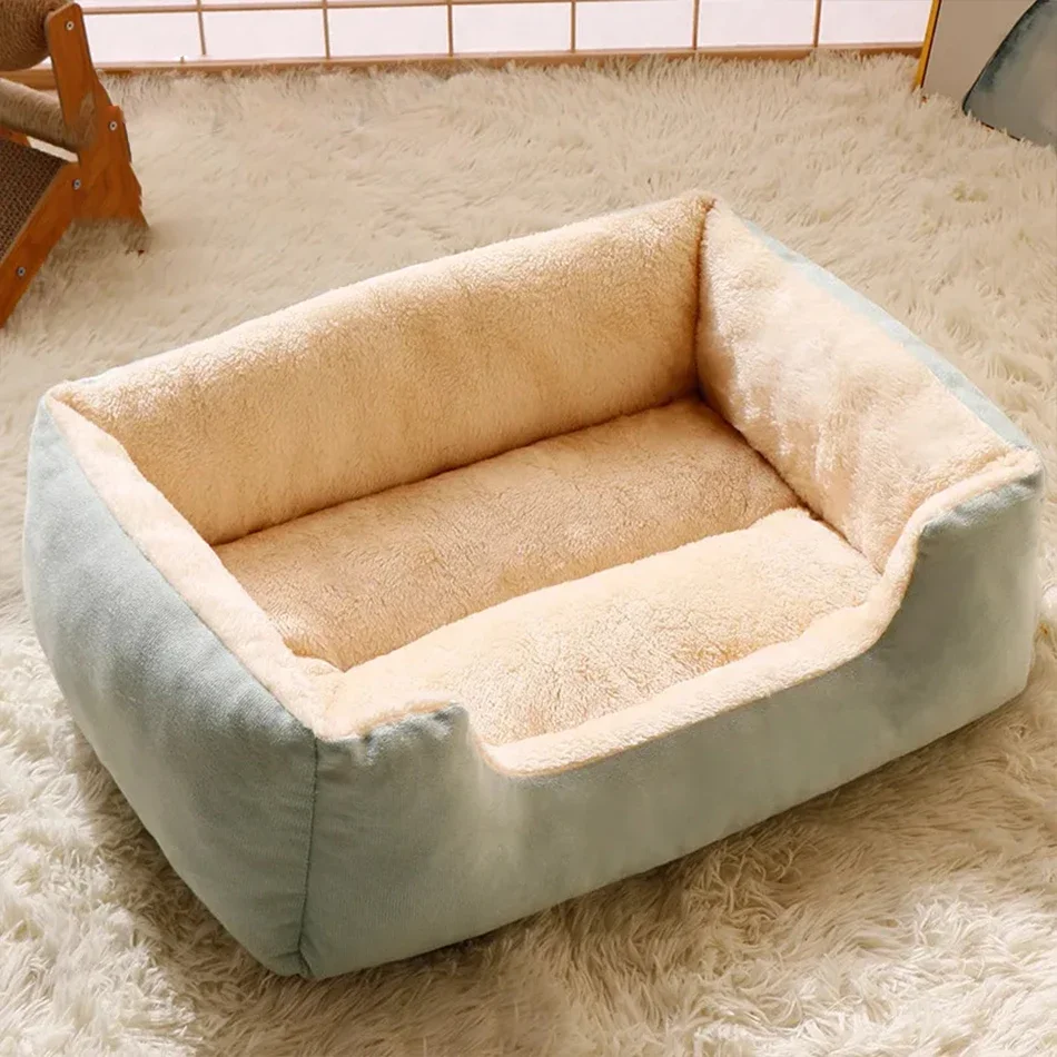 Cama para Gatos e Cães de Pelúcia Curta Tamanho P 45x30 cm - Imagem 3