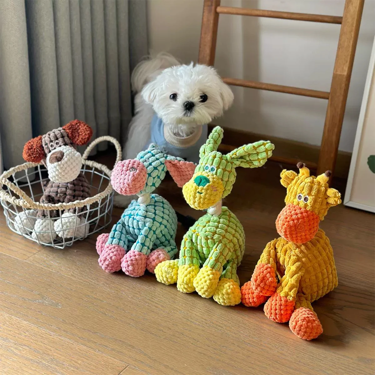 Brinquedo de Pelúcia Burro para Cães com Apito Interno de 22 a 25,5 cm - Imagem 4