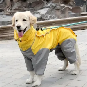 capa de chuva para cães com capuz