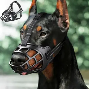focinheira ajustável para cães com faixa refletiva