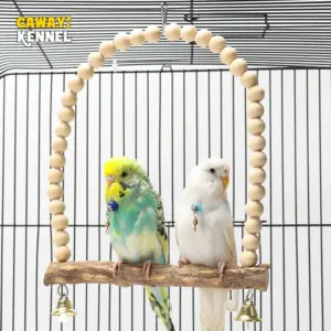 brinquedo de madeira com sino para pássaros