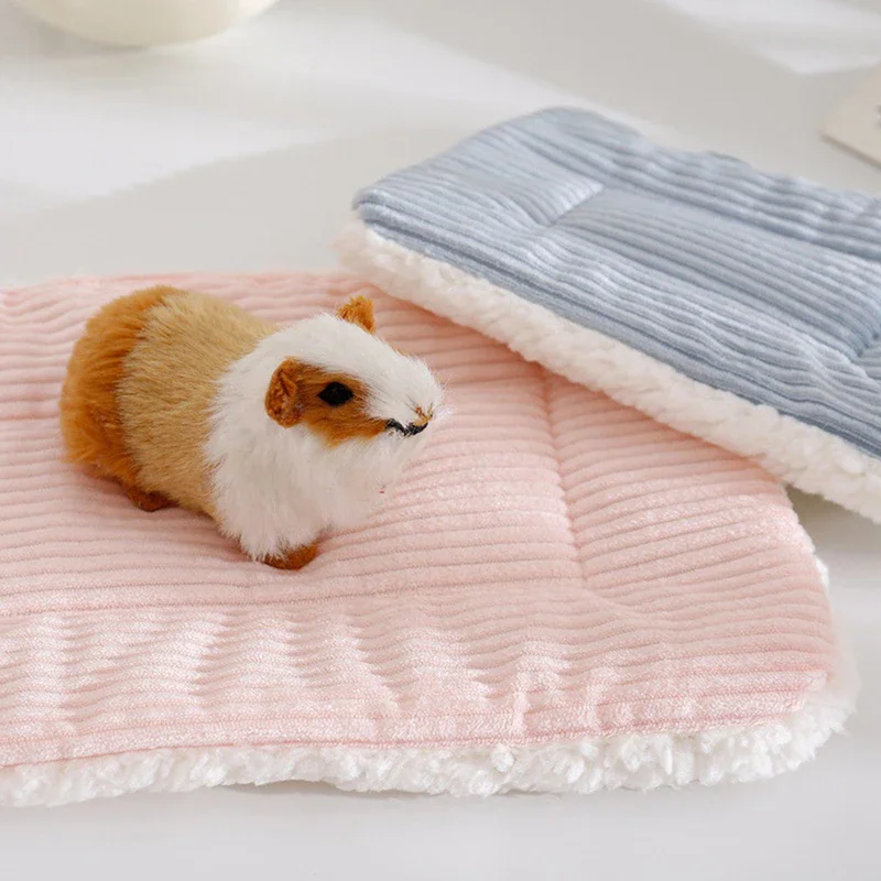 Tapete para Hamster de Lã Polar e Flanela com Lavagem Fácil - Imagem 4